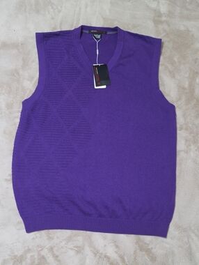 Nike - Tiger Wood Collection Purple V-Neck Sweater Vest